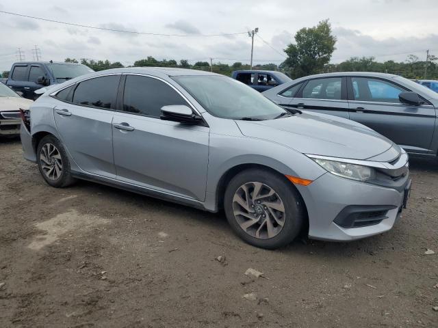 Photo 4 from auction – 2017 HONDA CIVIC EX with VIN 2HGFC2F77HH527835