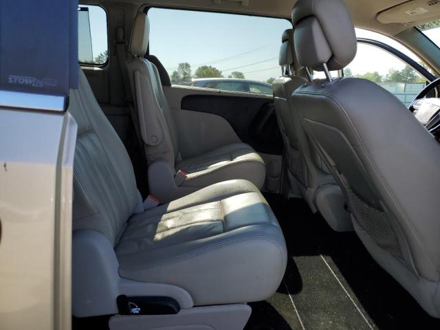 Photo 11 from auction – 2011 CHRYSLER TOWN & COU with VIN 2A4RR8DG8BR630502