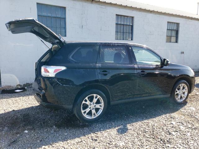 Photo 3 from auction – 2014 MITSUBISHI OUTLANDER with VIN JA4AZ3A31EZ016144