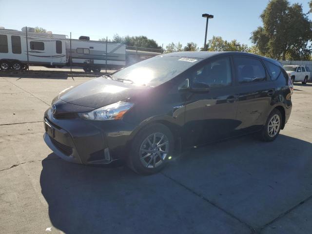 Photo 1 from auction – 2017 TOYOTA PRIUS V with VIN JTDZN3EU8HJ060121