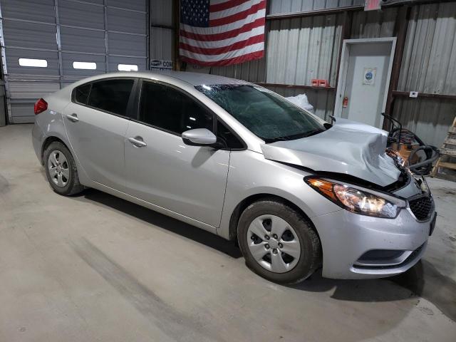 Photo 4 from auction – 2016 KIA FORTE LX with VIN KNAFK4A64G5572925
