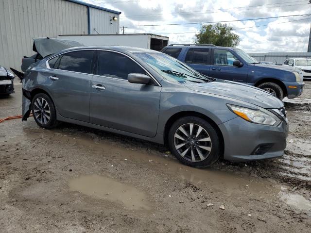 Photo 4 from auction – 2017 NISSAN ALTIMA 2.5 with VIN 1N4AL3AP1HC120432