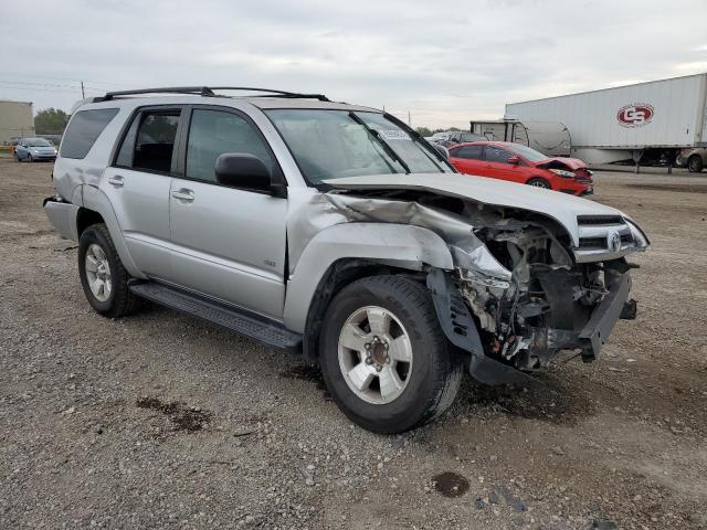 Photo 4 from auction – 2005 TOYOTA 4RUNNER SR with VIN JTEZU14R958036719