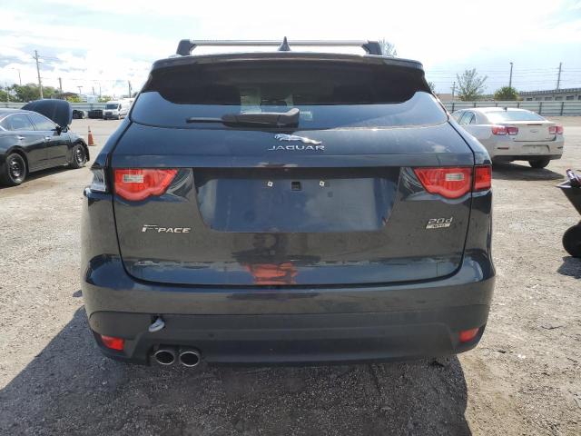 Photo 6 from auction – 2017 JAGUAR F-PACE R - with VIN SADCL2BNXHA096142