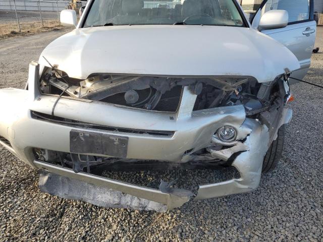 Photo 12 from auction – 2006 TOYOTA HIGHLANDER with VIN JTEEW21A460027133