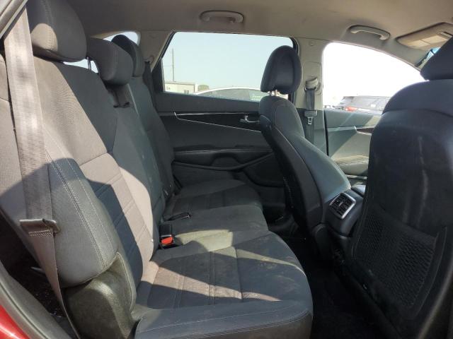 Photo 11 from auction – 2016 KIA SORENTO LX with VIN 5XYPGDA50GG178197