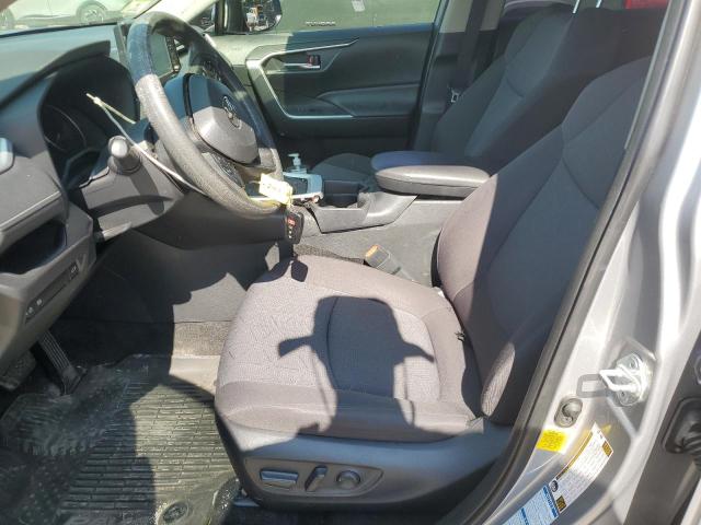Photo 7 from auction – 2020 TOYOTA RAV4 XLE with VIN JTMP1RFV1LD066587