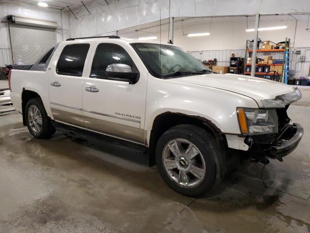 Photo 4 from auction – 2010 CHEVROLET AVALANCHE with VIN 3GNVKGE0XAG166886