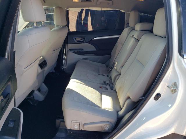 Photo 11 from auction – 2018 TOYOTA HIGHLANDER with VIN 5TDZARFH6JS037753