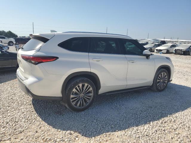 Photo 3 from auction – 2021 TOYOTA HIGHLANDER with VIN 5TDFZRAH4MS038830