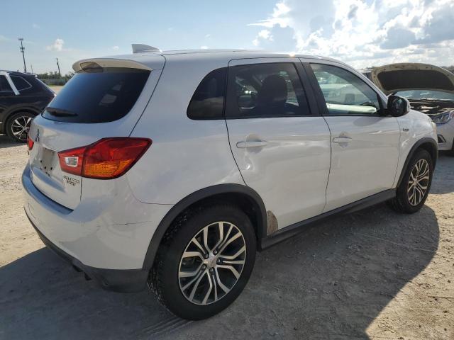 Photo 3 from auction – 2017 MITSUBISHI OUTLANDER with VIN JA4AP3AU2HZ012235