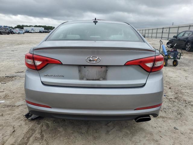 Photo 6 from auction – 2017 HYUNDAI SONATA SE with VIN 5NPE24AF4HH567076