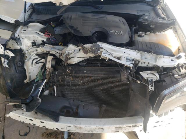 Photo 11 from auction – 2019 CHRYSLER 300 S with VIN 2C3CCABG9KH693917