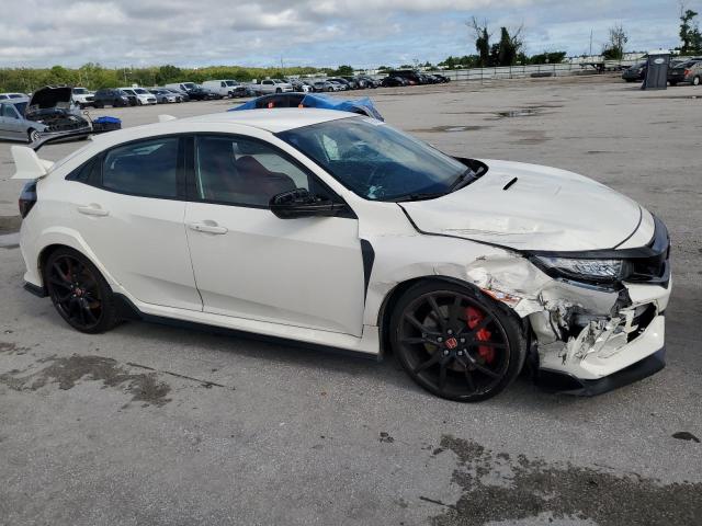 Photo 4 from auction – 2018 HONDA CIVIC TYPE with VIN SHHFK8G75JU204641