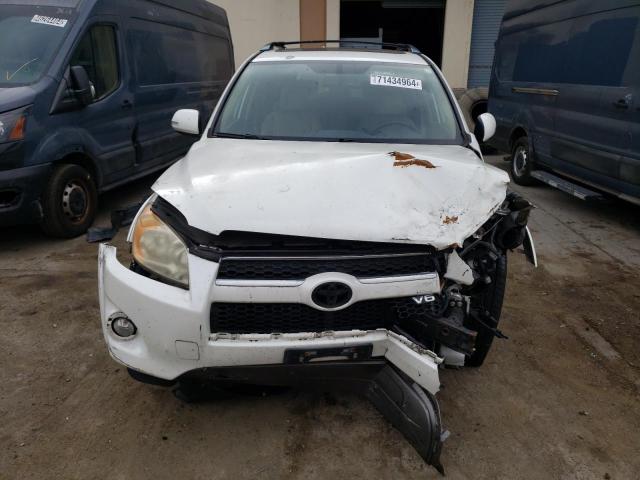 Photo 5 from auction – 2009 TOYOTA RAV4 LIMIT with VIN JTMBK31V595079650