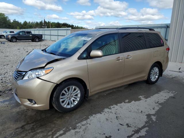 TOYOTA SIENNA XLE 2013 with VIN 5TDYK3DC4DS398495 - Photo from auction