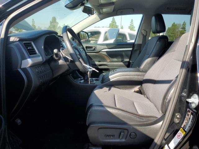 Photo 7 from auction – 2017 TOYOTA HIGHLANDER with VIN 5TDZZRFH1HS189944