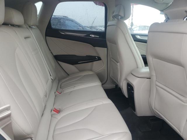Photo 11 from auction – 2017 LINCOLN MKC PREMIE with VIN 5LMCJ1C96HUL02027
