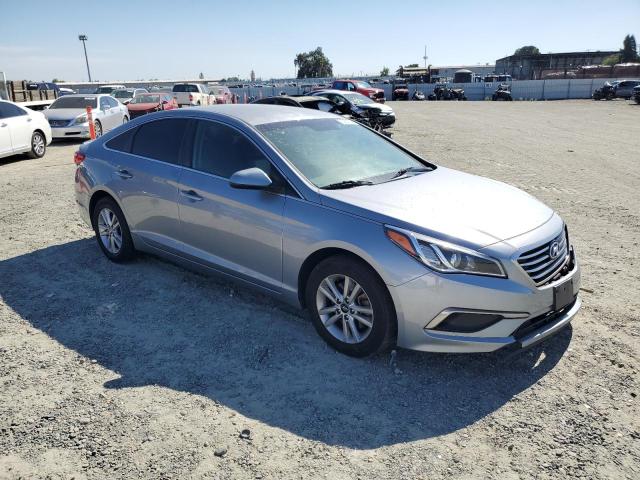 Photo 4 from auction – 2016 HYUNDAI SONATA SE with VIN 5NPE24AF5GH347895
