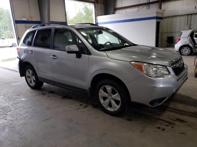 Photo 4 from auction – 2016 SUBARU FORESTER 2 with VIN JF2SJADC6GH423243