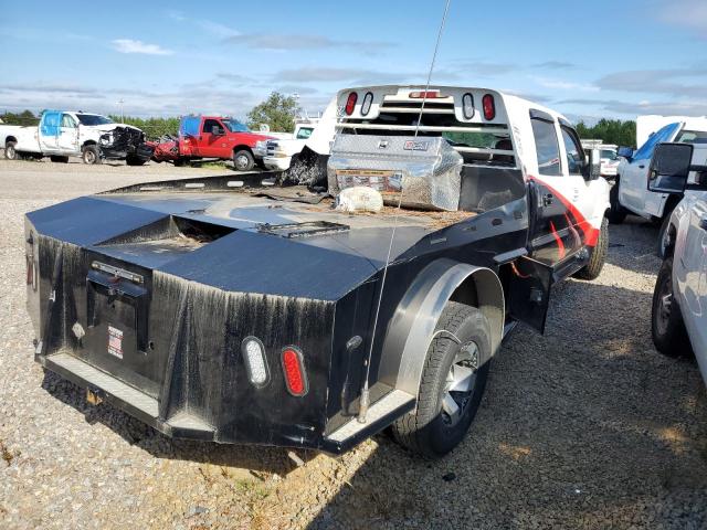 Photo 4 from auction – 2004 CHEVROLET SILVERADO with VIN 1GCJC33154F104505