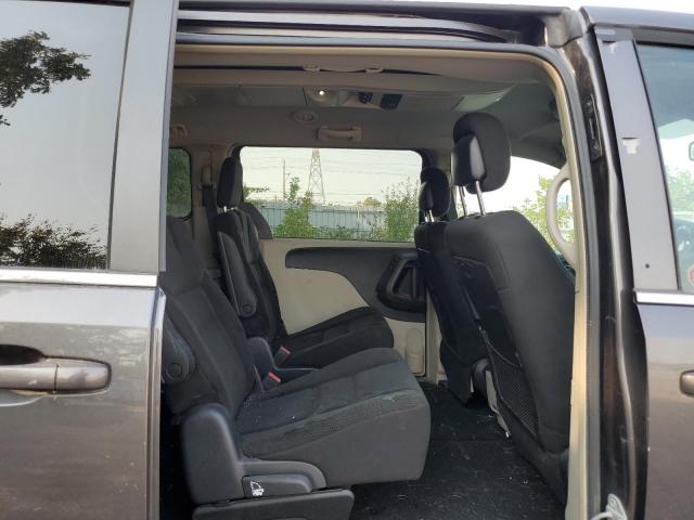 Photo 11 from auction – 2015 CHRYSLER TOWN & COU with VIN 2C4RC1BG3FR693272