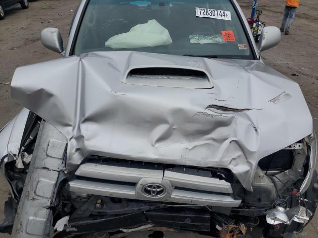 Photo 12 from auction – 2004 TOYOTA 4RUNNER SR with VIN JTEBU14R840049301