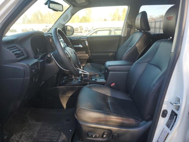 Photo 7 from auction – 2018 TOYOTA 4RUNNER SR with VIN JTEBU5JR2J5600087