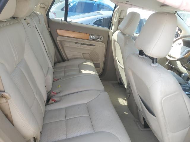 Photo 10 from auction – 2007 LINCOLN MKT with VIN 2LMDU68C27BJ26781