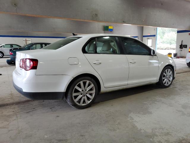 Photo 3 from auction – 2010 VOLKSWAGEN JETTA WOLF with VIN 3VWRA7AJ5AM071226
