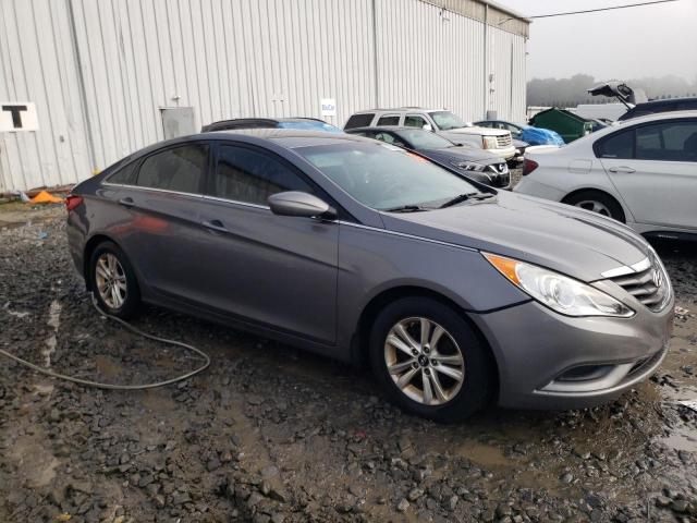 Photo 4 from auction – 2013 HYUNDAI SONATA GLS with VIN 5NPEB4AC4DH642004