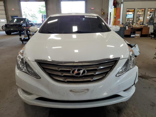 Photo 5 from auction – 2013 HYUNDAI SONATA SE with VIN 5NPEC4AB4DH602431