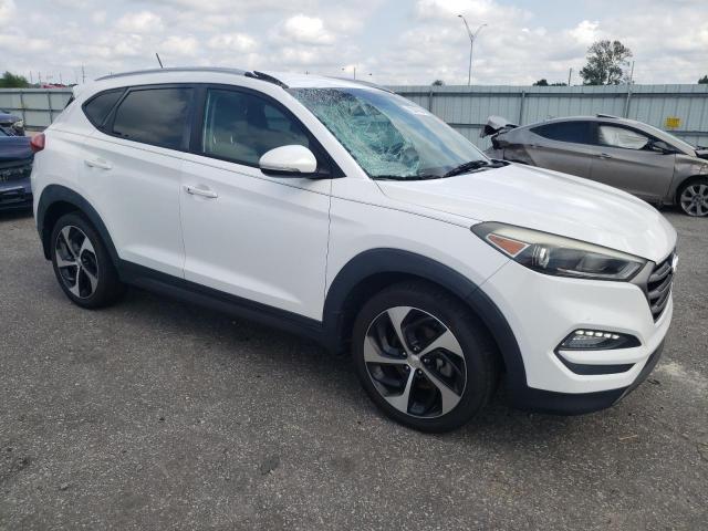 Photo 4 from auction – 2016 HYUNDAI TUCSON LIM with VIN KM8J33A25GU045933