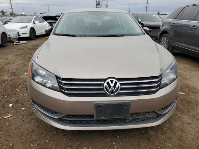 Photo 5 from auction – 2015 VOLKSWAGEN PASSAT S with VIN 1VWAT7A33FC059514
