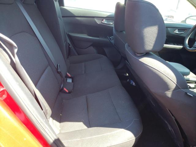 Photo 10 from auction – 2019 KIA FORTE FE with VIN 3KPF24AD5KE072657