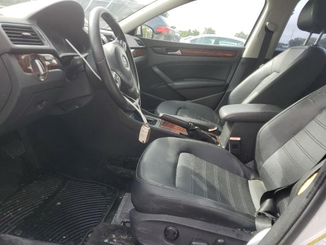 Photo 7 from auction – 2012 VOLKSWAGEN PASSAT SEL with VIN 1VWCH7A34CC034319
