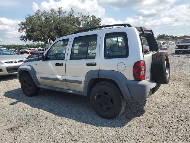 Photo 2 from auction – 2005 JEEP LIBERTY SP with VIN 1J4GL48K85W658702