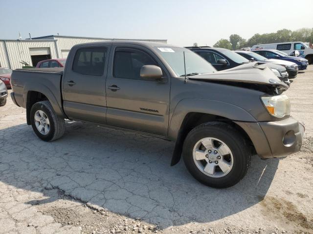 Photo 4 from auction – 2010 TOYOTA TACOMA DOU with VIN 3TMLU4EN7AM051832