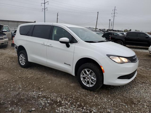 Photo 4 from auction – 2023 CHRYSLER VOYAGER LX with VIN 2C4RC1CG3PR598128