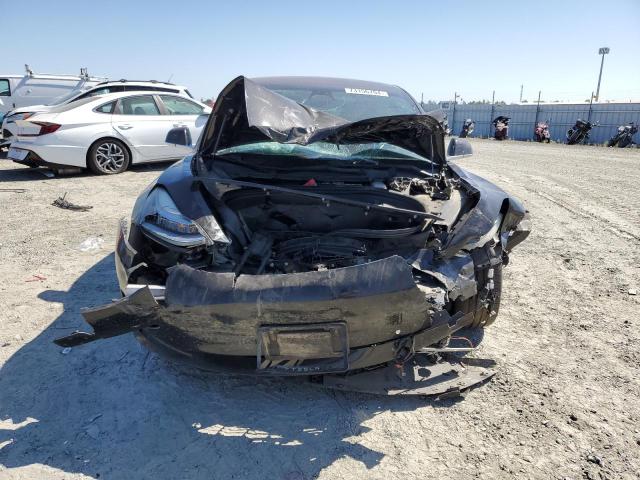 Photo 5 from auction – 2018 TESLA MODEL 3 with VIN 5YJ3E1EB8JF131808