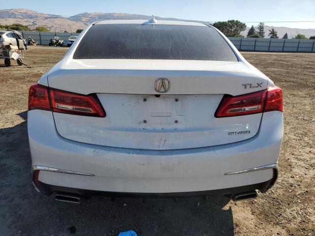 Photo 6 from auction – 2018 ACURA TLX with VIN 19UUB3F33JA002904