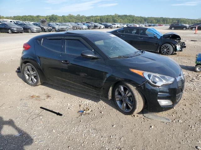 Photo 4 from auction – 2017 HYUNDAI VELOSTER with VIN KMHTC6AD2HU323586