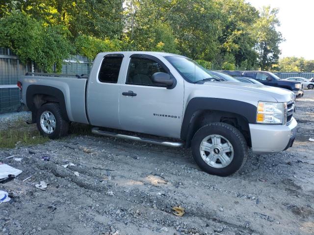 Zdjęcie 4 z aukcji – 2007 CHEVROLET SILVERADO z VIN 2GCEK19J471582359
