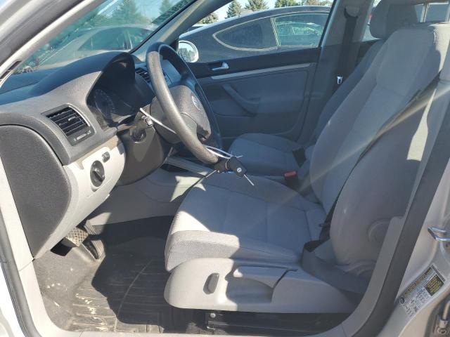 Photo 7 from auction – 2008 VOLKSWAGEN RABBIT with VIN WVWDA71K68W132681