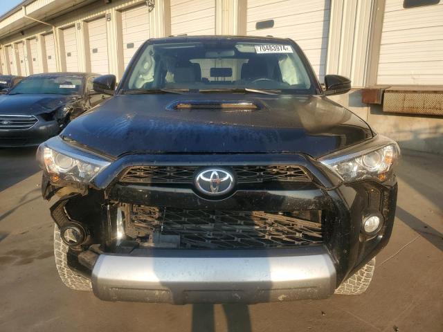 Photo 5 from auction – 2018 TOYOTA 4RUNNER SR with VIN JTEBU5JRXJ5496397