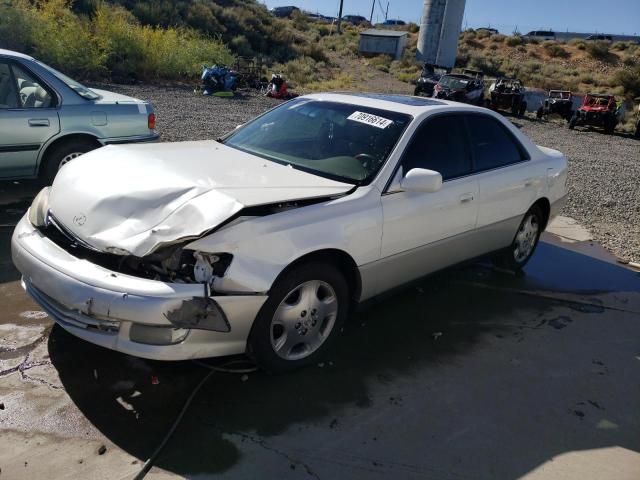 LEXUS ES 300 2000 with VIN JT8BF28G6Y5095147 - Photo from auction