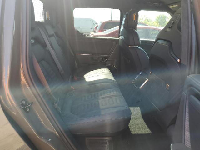 Photo 10 from auction – 2022 RIVIAN R1T LAUNCH with VIN 7FCTGAAL4NN002720