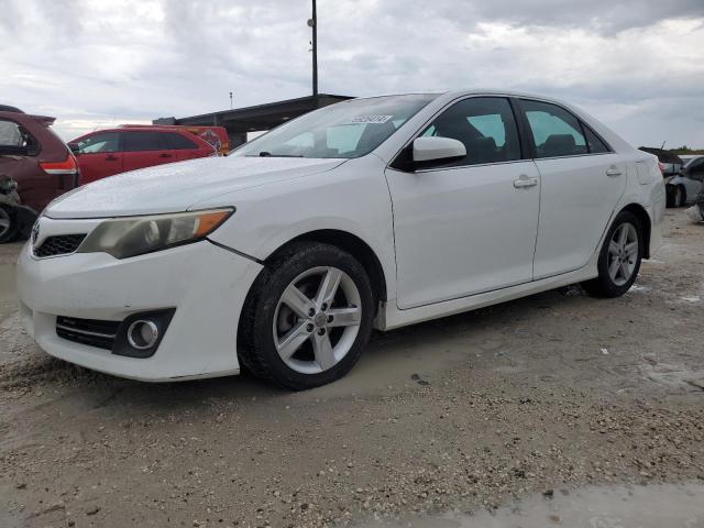 Photo 1 from auction – 2014 TOYOTA CAMRY L with VIN 4T1BF1FKXEU325594
