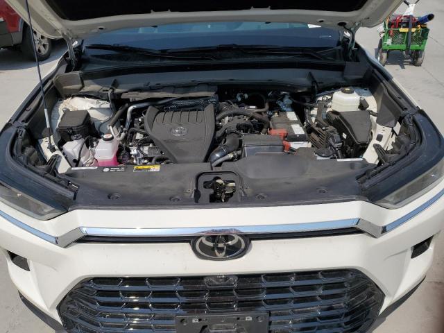 Photo 12 from auction – 2024 TOYOTA GRAND HIGH with VIN 5TDAAAB53RS033570