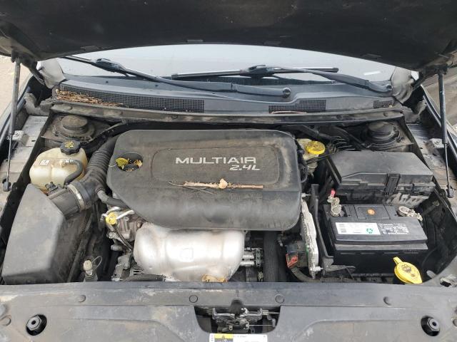 Photo 11 from auction – 2015 CHRYSLER 200 LIMITE with VIN 1C3CCCAB1FN730280